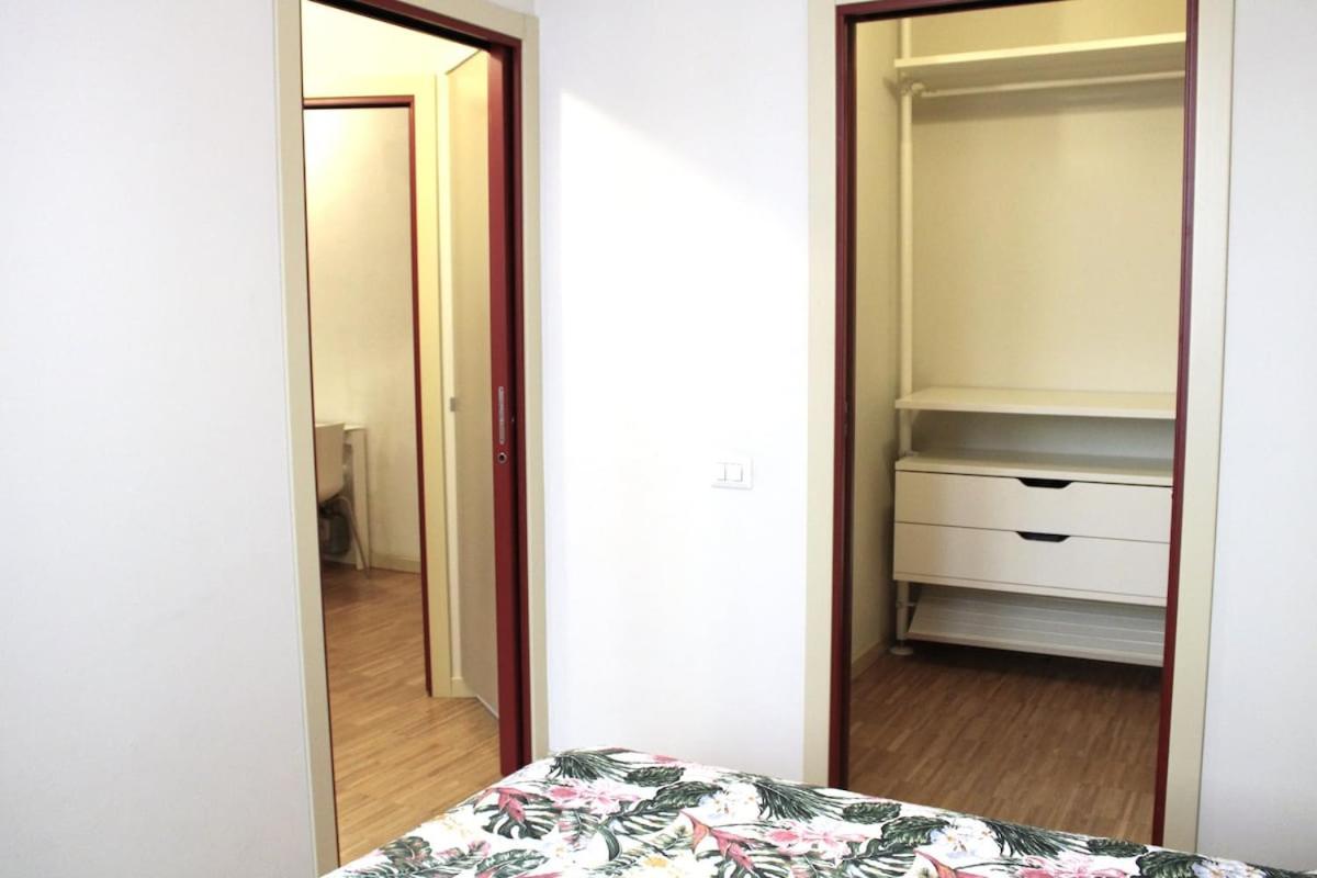 Easy Central Flat Milan Exterior photo