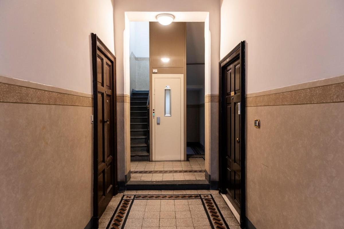 Easy Central Flat Milan Exterior photo
