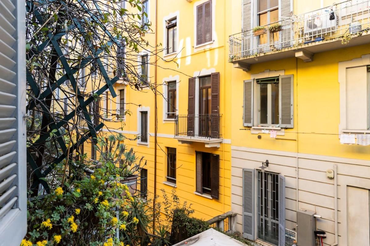 Easy Central Flat Milan Exterior photo